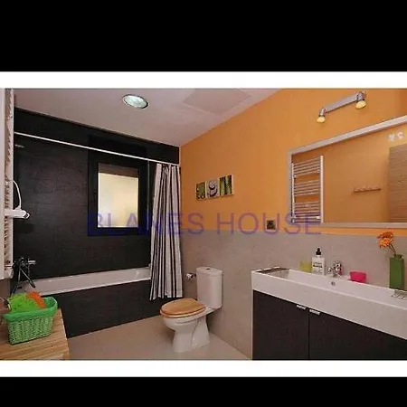 Private Near Of The Beach Willa *